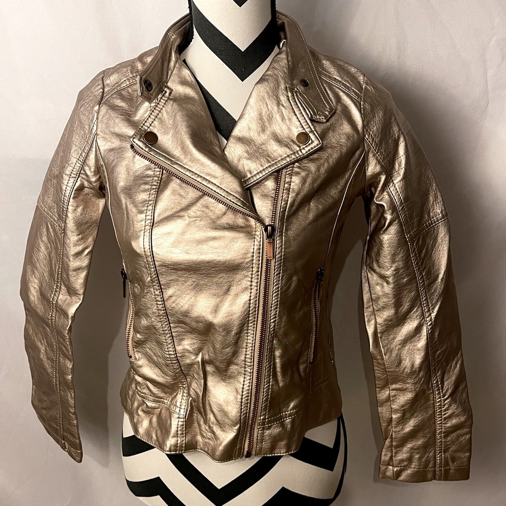 Faux LeatherJacket. Kids Large.